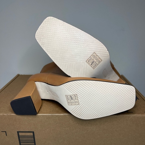 Paige Farah Square Toe Bootie - Picture 3 of 6